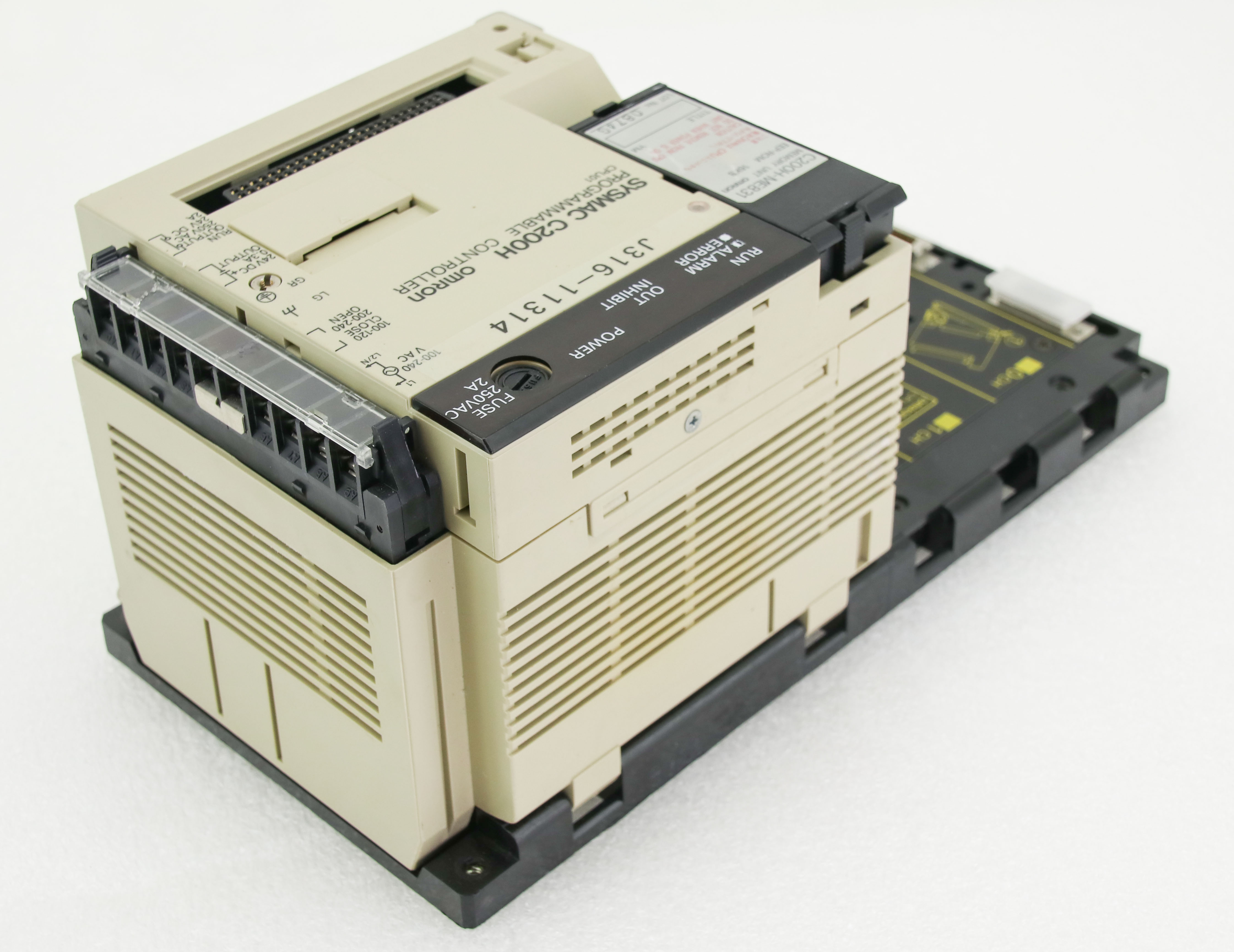 11314 OMRON SYSMAC C200H PLC W/BASE UNIT C200H-BC031-V2...